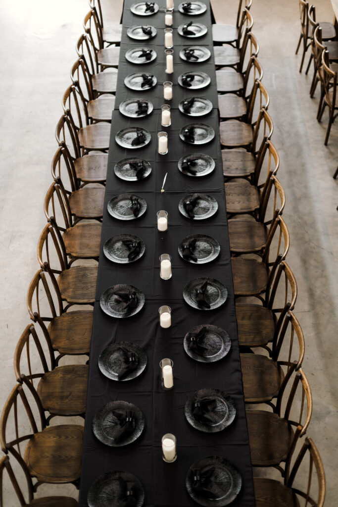Classic wedding seating, family style seating, family wedding tables, texas wedding venue layout
